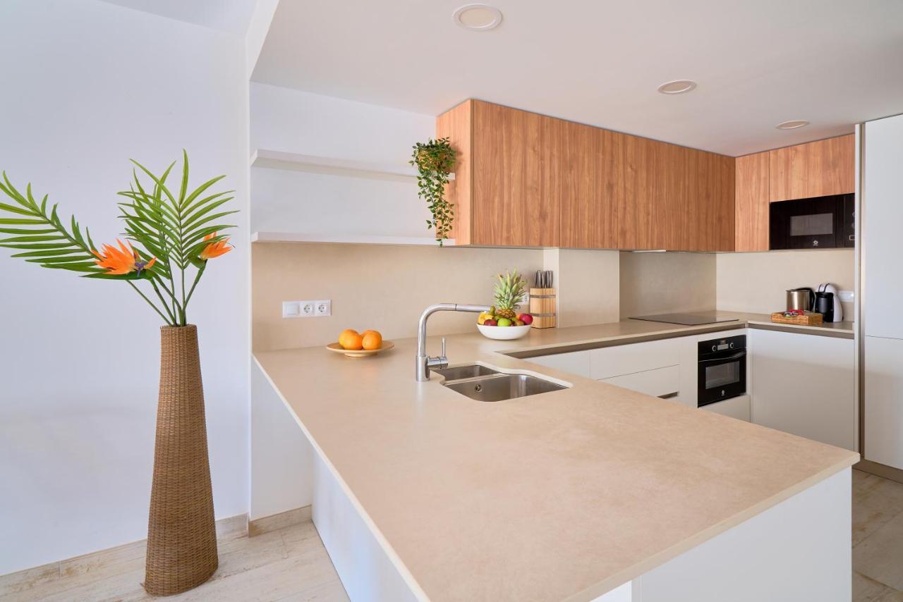 Weforyou Ola Puerto Marina Apartment بينالماذينا المظهر الخارجي الصورة