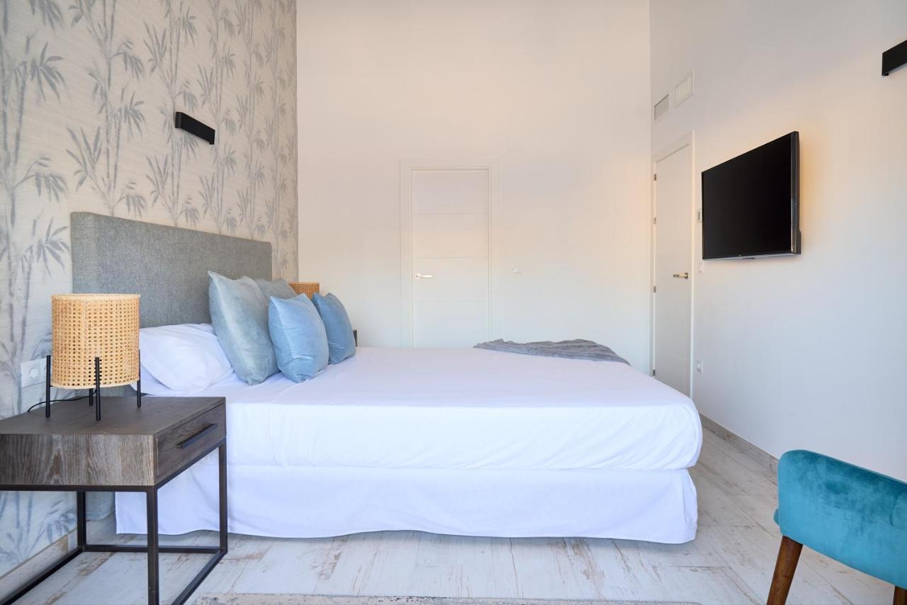 Weforyou Ola Puerto Marina Apartment بينالماذينا المظهر الخارجي الصورة
