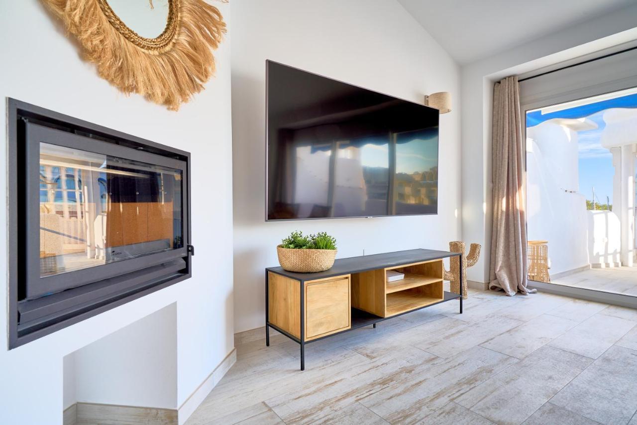 Weforyou Ola Puerto Marina Apartment بينالماذينا المظهر الخارجي الصورة