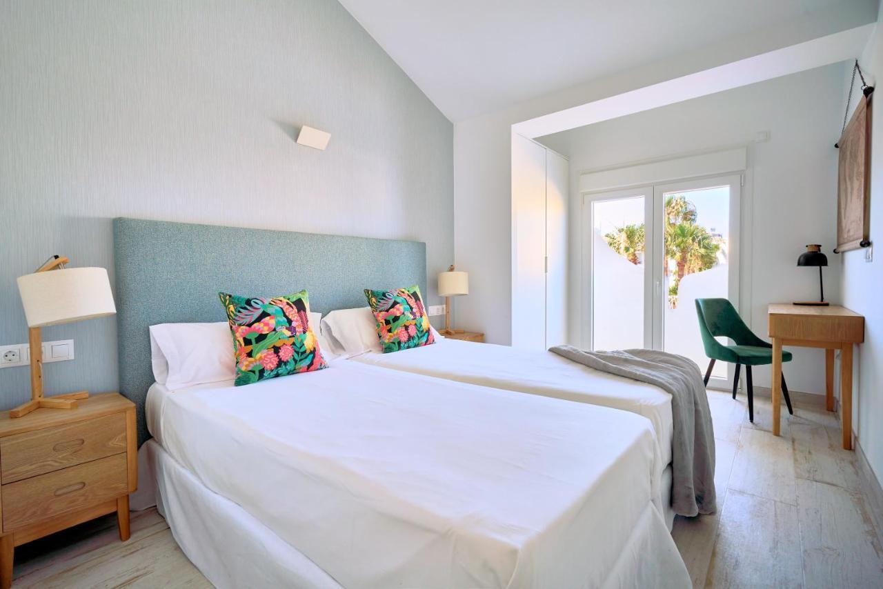Weforyou Ola Puerto Marina Apartment بينالماذينا المظهر الخارجي الصورة