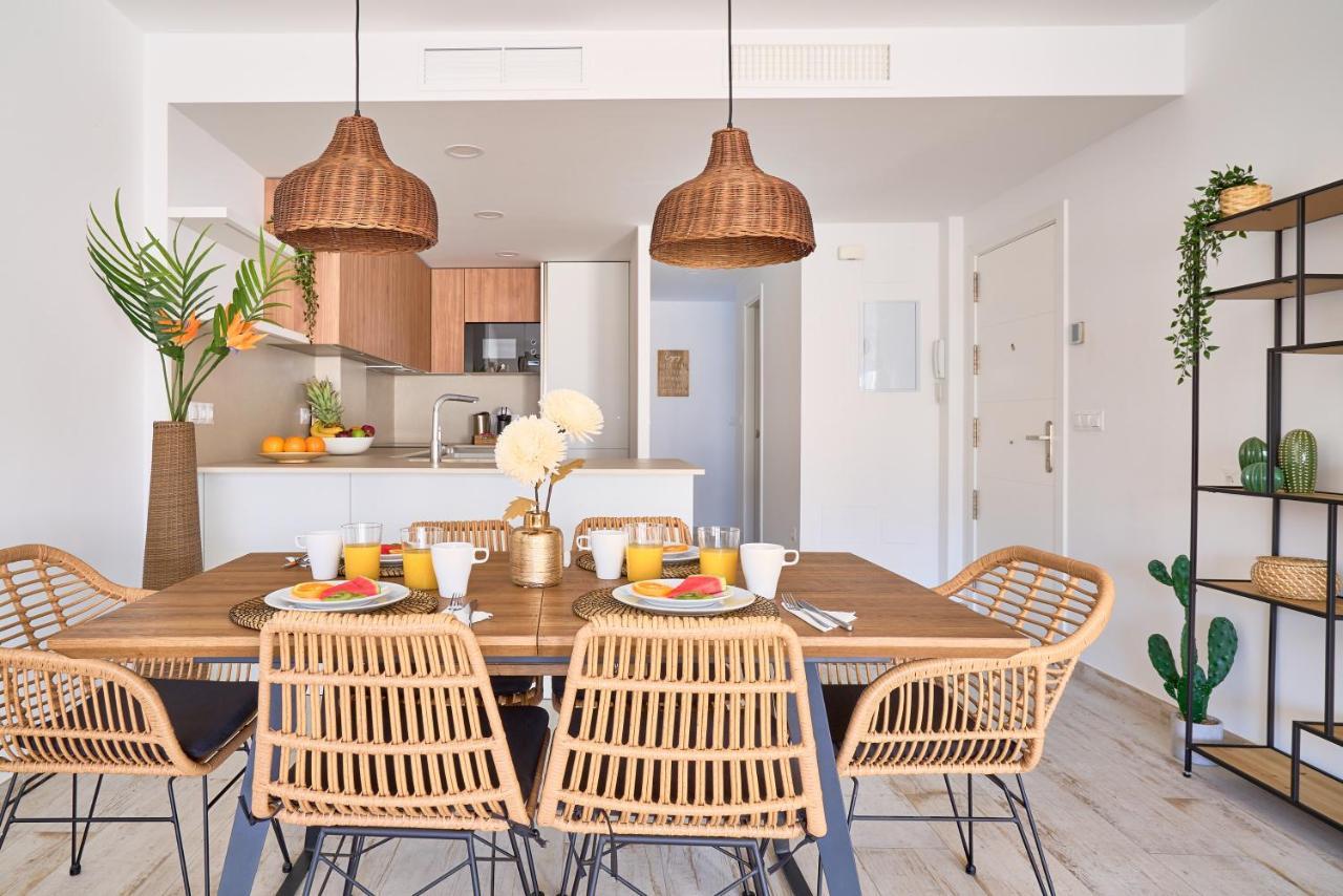 Weforyou Ola Puerto Marina Apartment بينالماذينا المظهر الخارجي الصورة