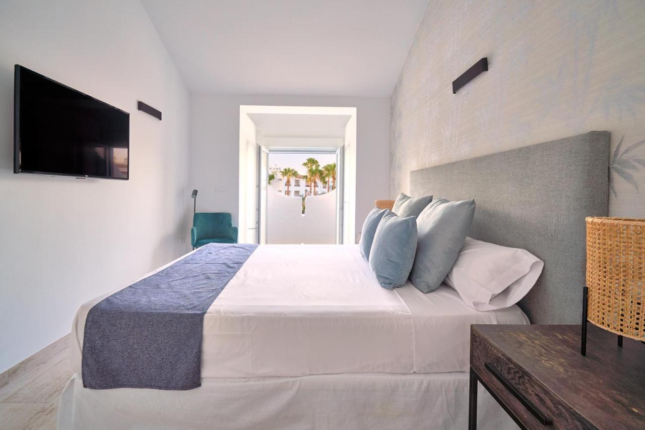 Weforyou Ola Puerto Marina Apartment بينالماذينا المظهر الخارجي الصورة