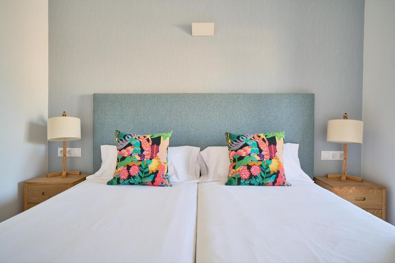 Weforyou Ola Puerto Marina Apartment بينالماذينا المظهر الخارجي الصورة
