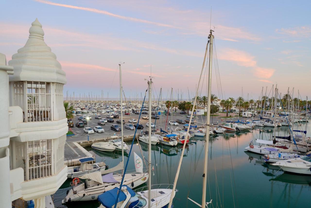 Weforyou Ola Puerto Marina Apartment بينالماذينا المظهر الخارجي الصورة